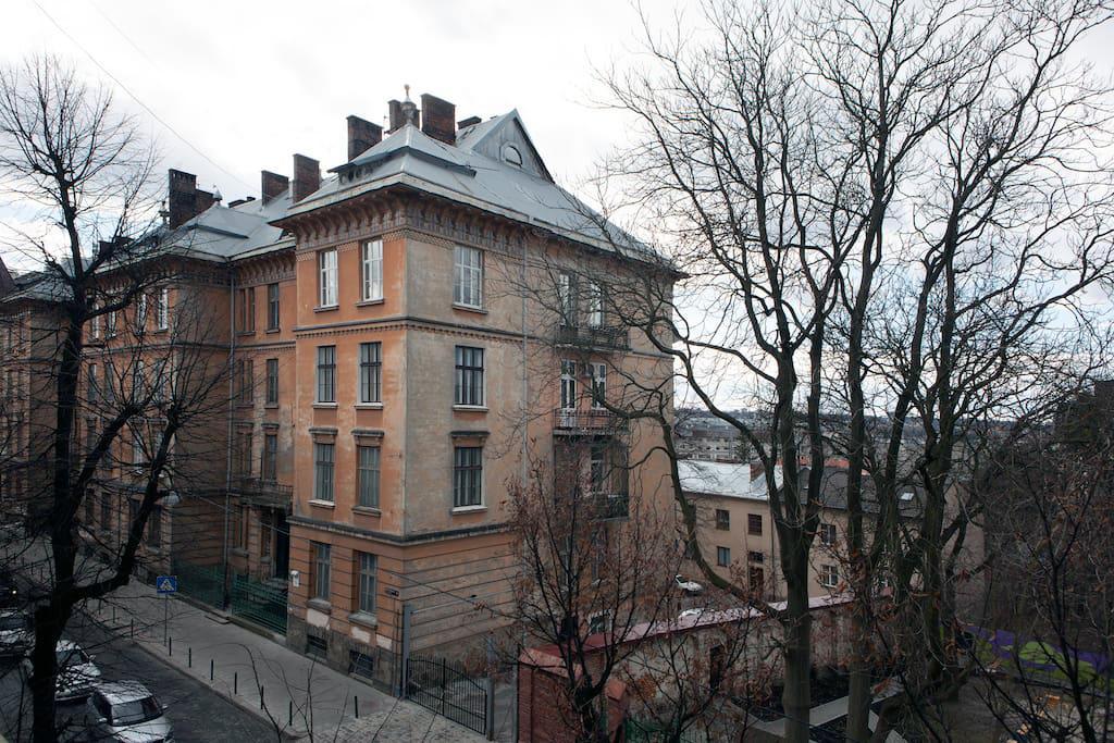Apartment On Lysenka 27 Lviv Eksteriør billede